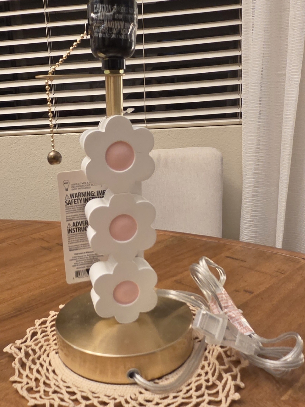 Mainstays White Floral Lantern Table Lamp with Pink Centers and Gold Base